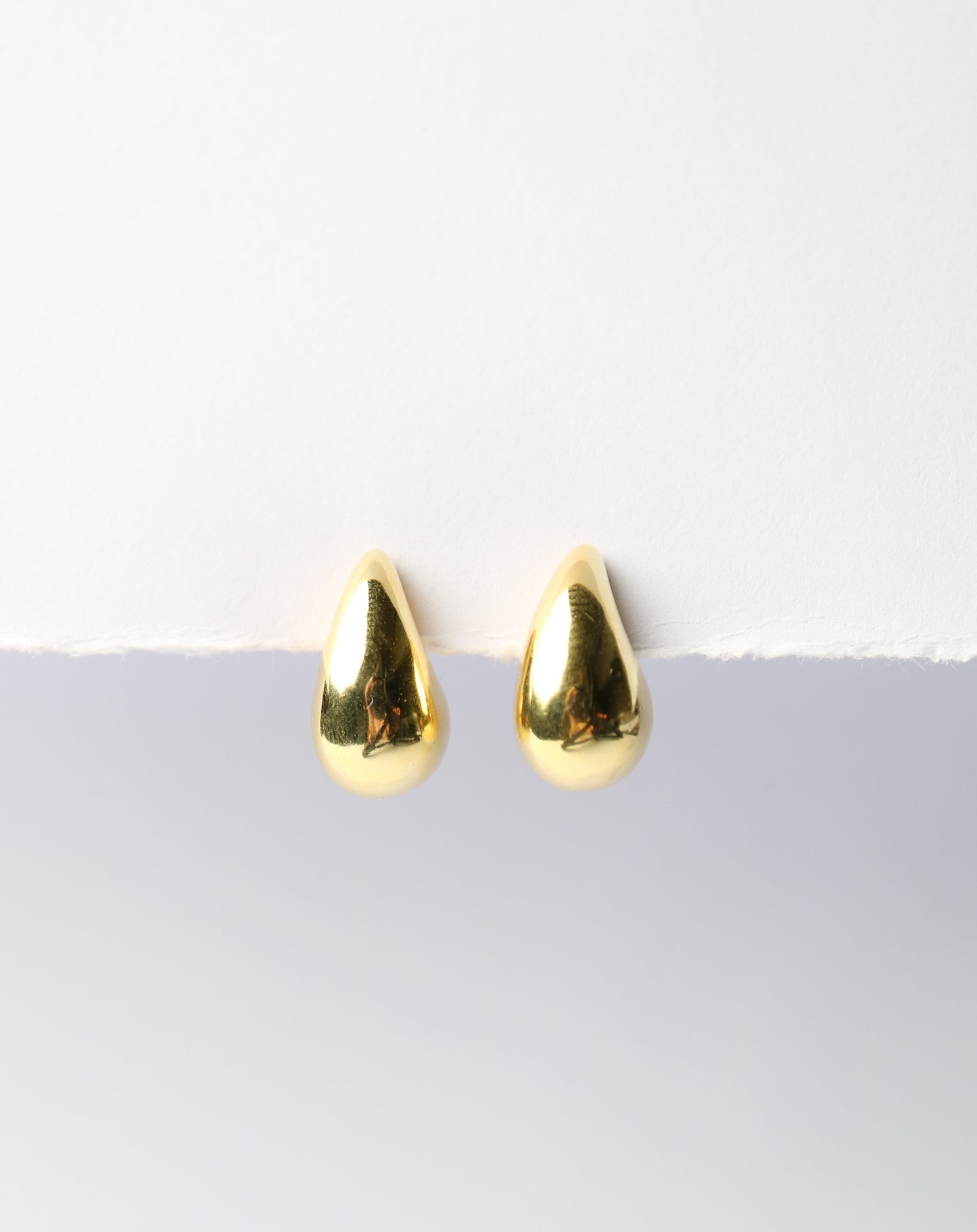 Gold teardrop earrings