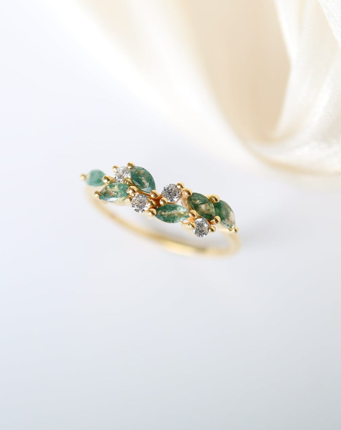 La Kaiser Orchard Ring with Moss Agate and Topaz