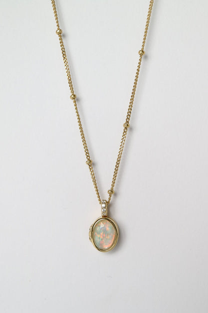 La Kaiser gold opal locket