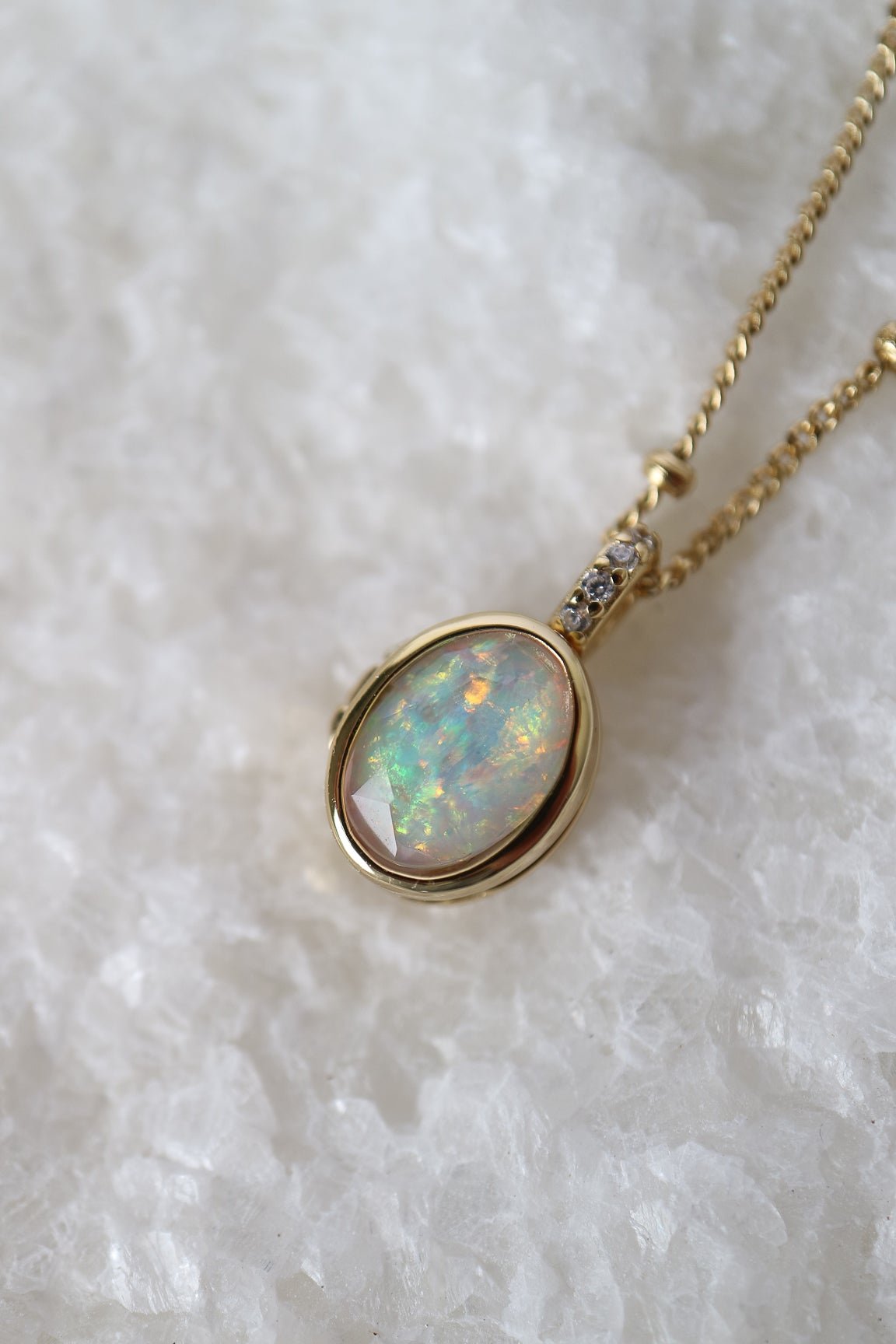 La Kaiser gold opal locket