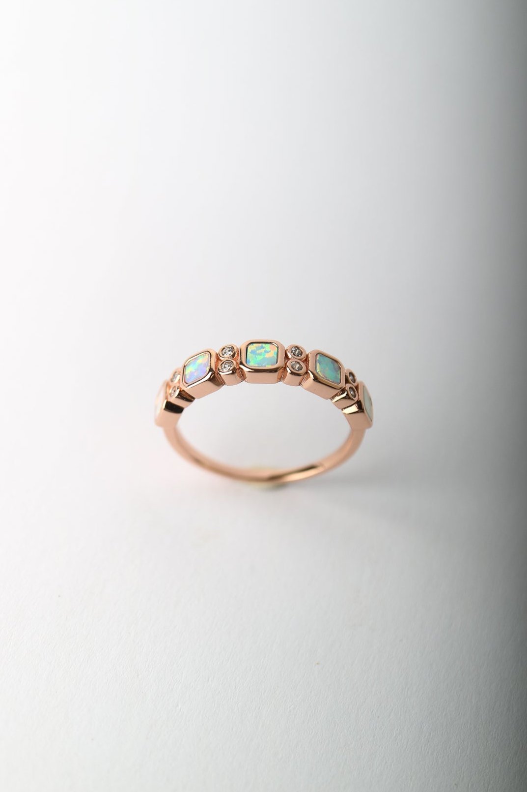 La Kaiser rose gold opal ombre ring