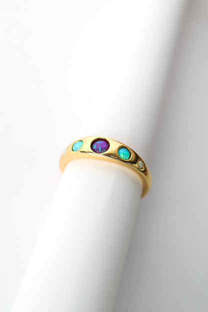 Blue opal ring from La Kaiser