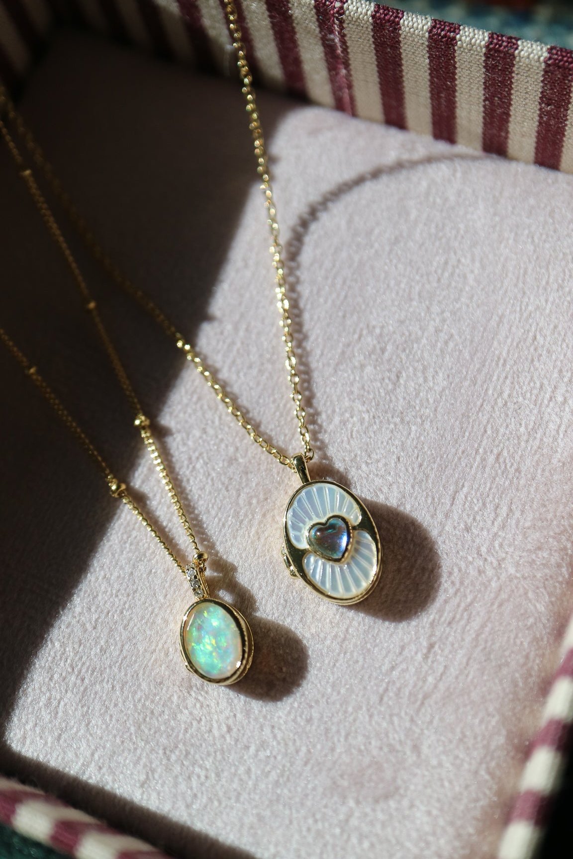 La Kaiser gold opal locket