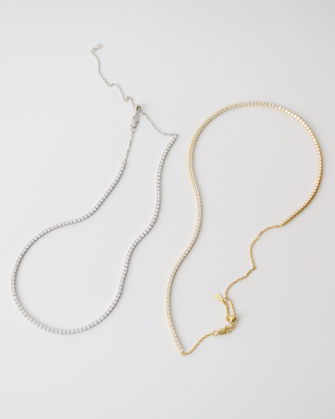 Luna Tennis Choker in S925 sterling silver featuring a row of brilliant moissanite stones