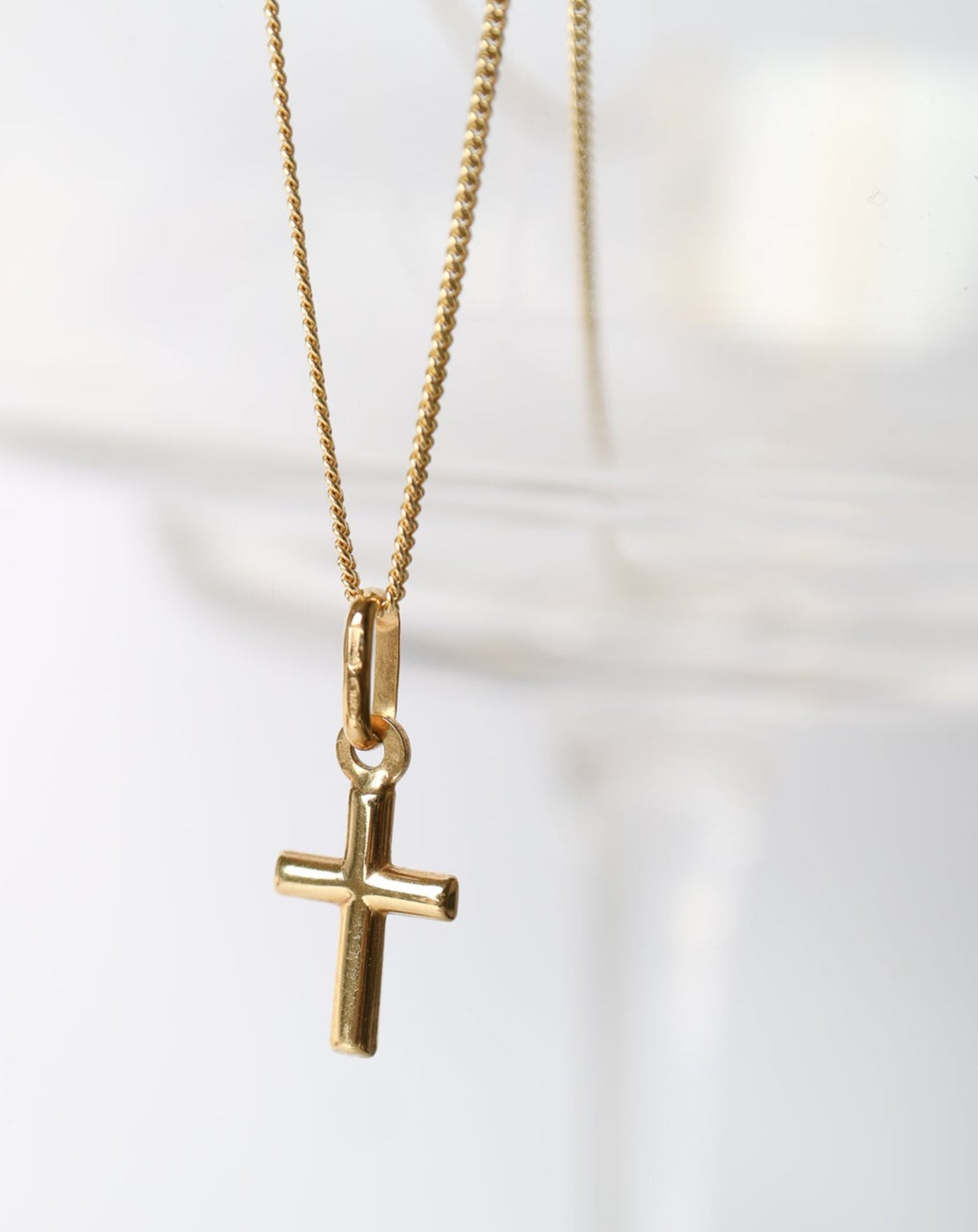 9ct gold Crucifix Cross Pendant