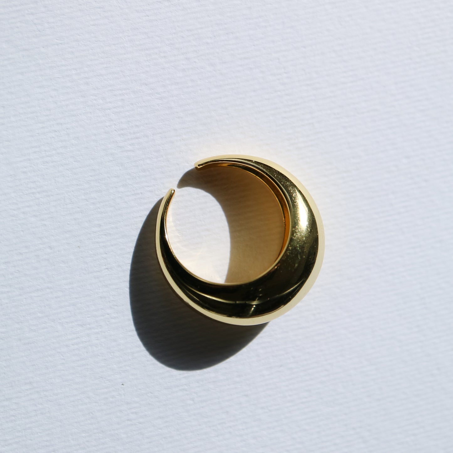 Bold Crescent Ring in gold