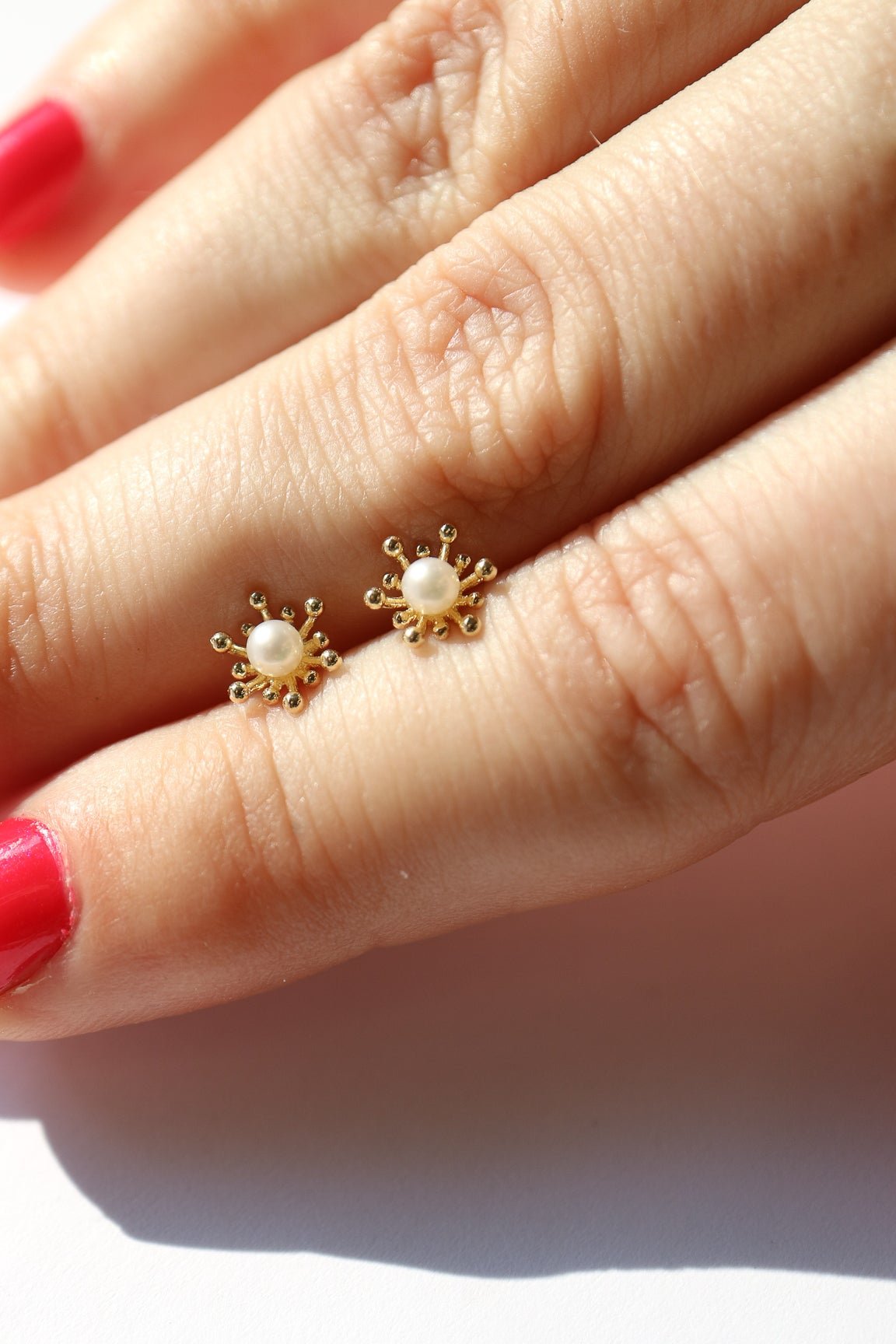 9kt gold Pearl Blossom Studs