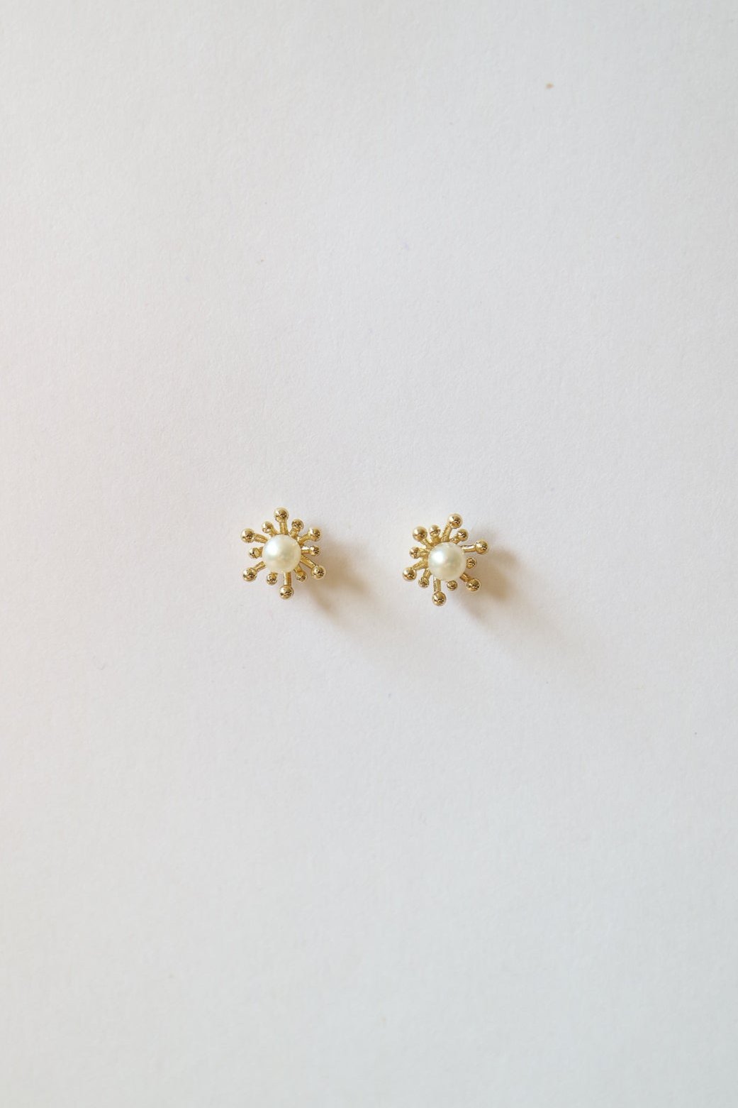 9ct gold blossom stud earrings with pearls