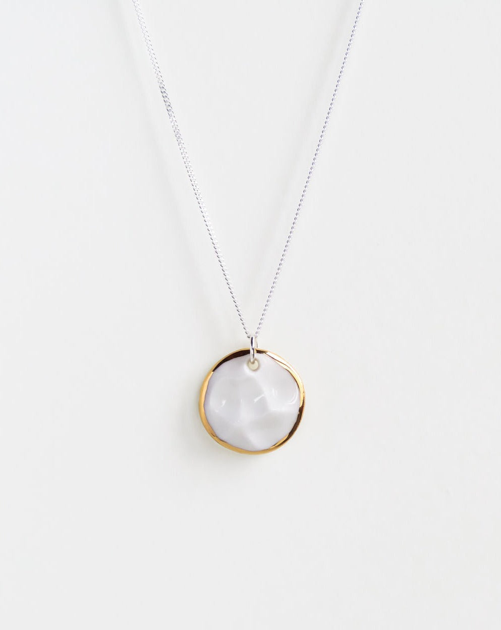 Hammered Necklace in White