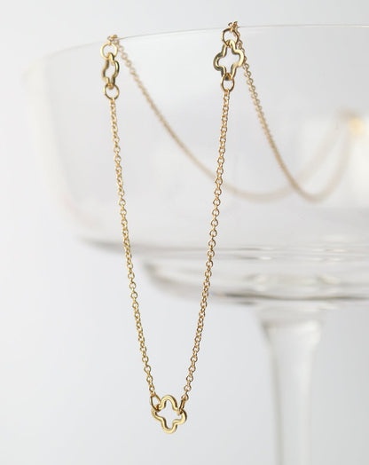 9ct gold Clover Chain from Collective & Co jewellery