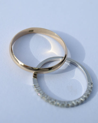 Men's wedding ring in rose gold