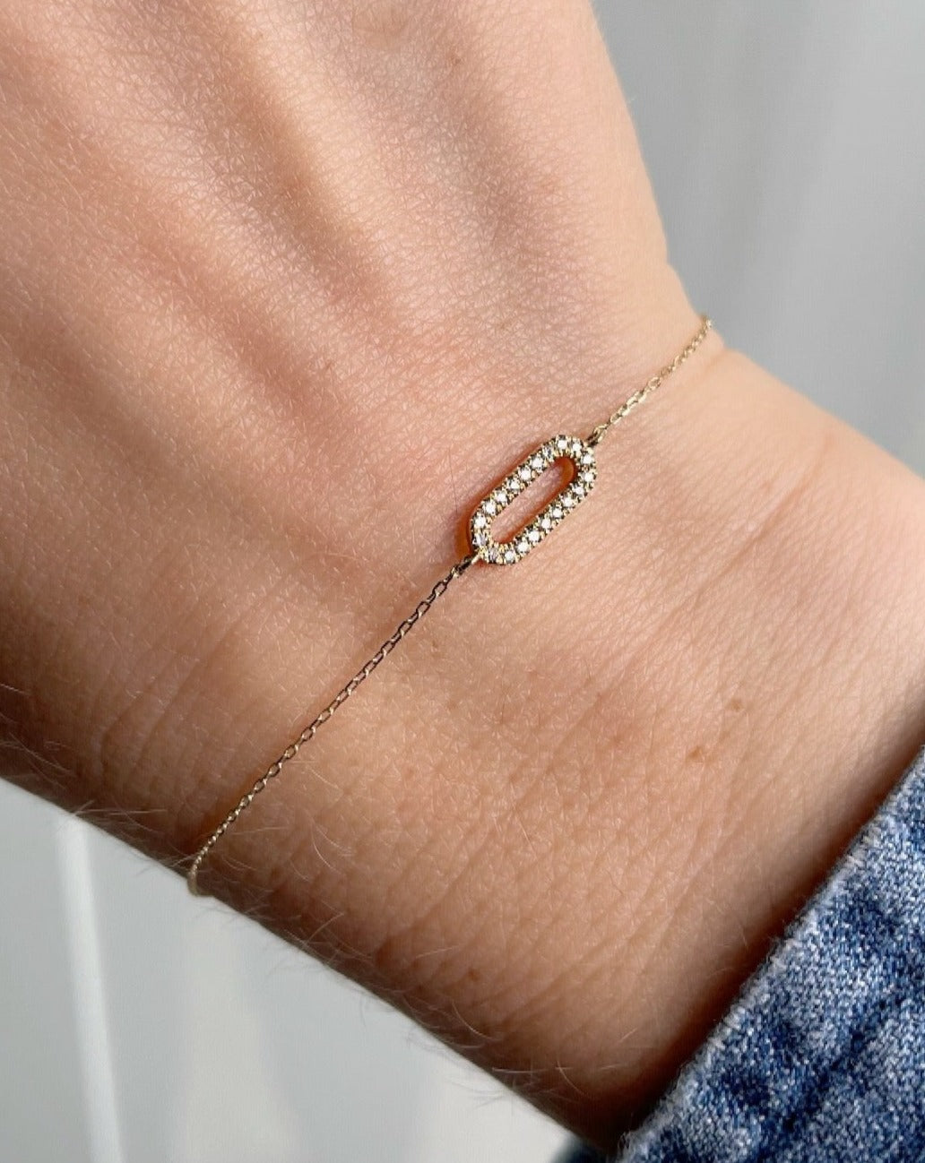 9kt Gold and diamond Love Link Bracelet Collective Co