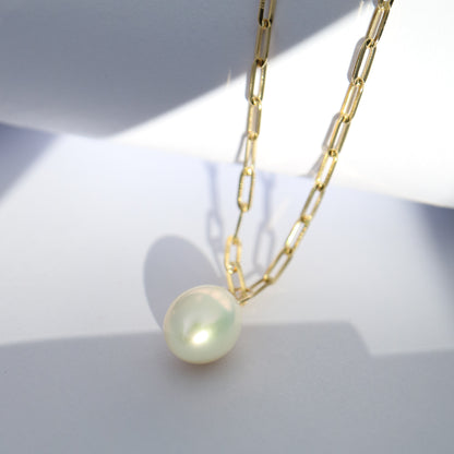 9kt gold pearl charm