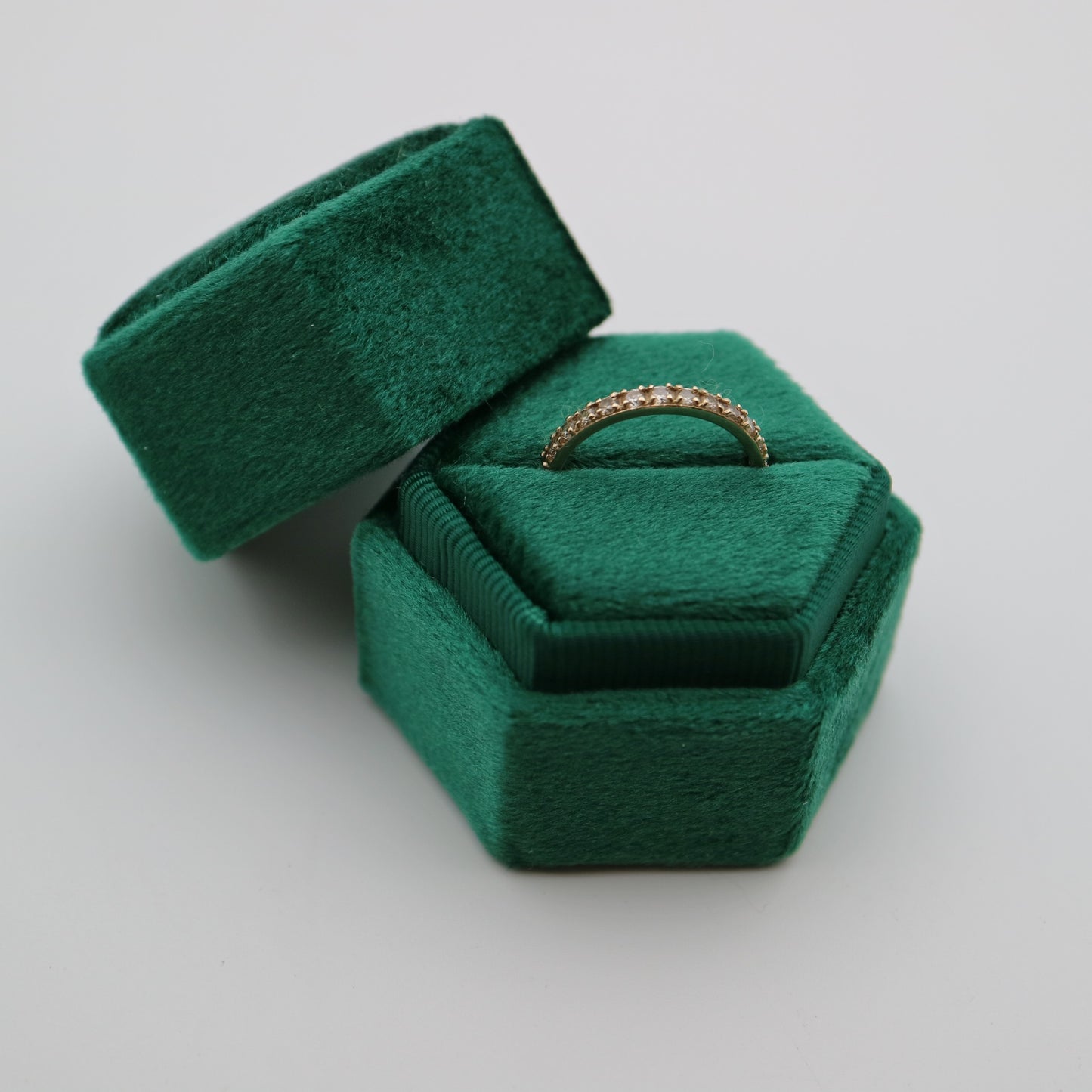 Luxury velvet ring box emerald green
