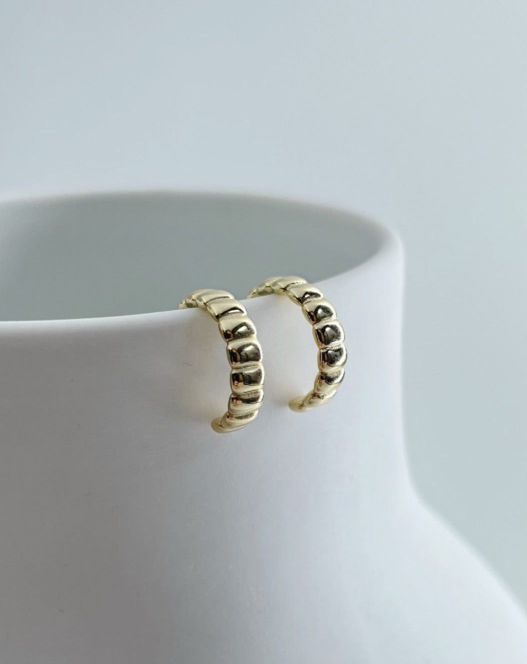 Groove Hoops earrings