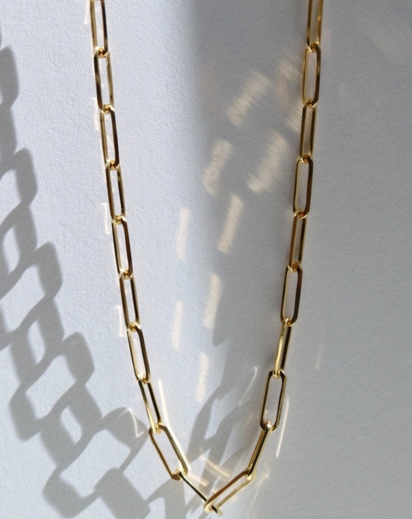 9kt Paperclip Chain