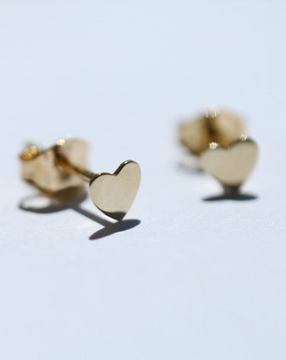 9ct gold heart stud earrings