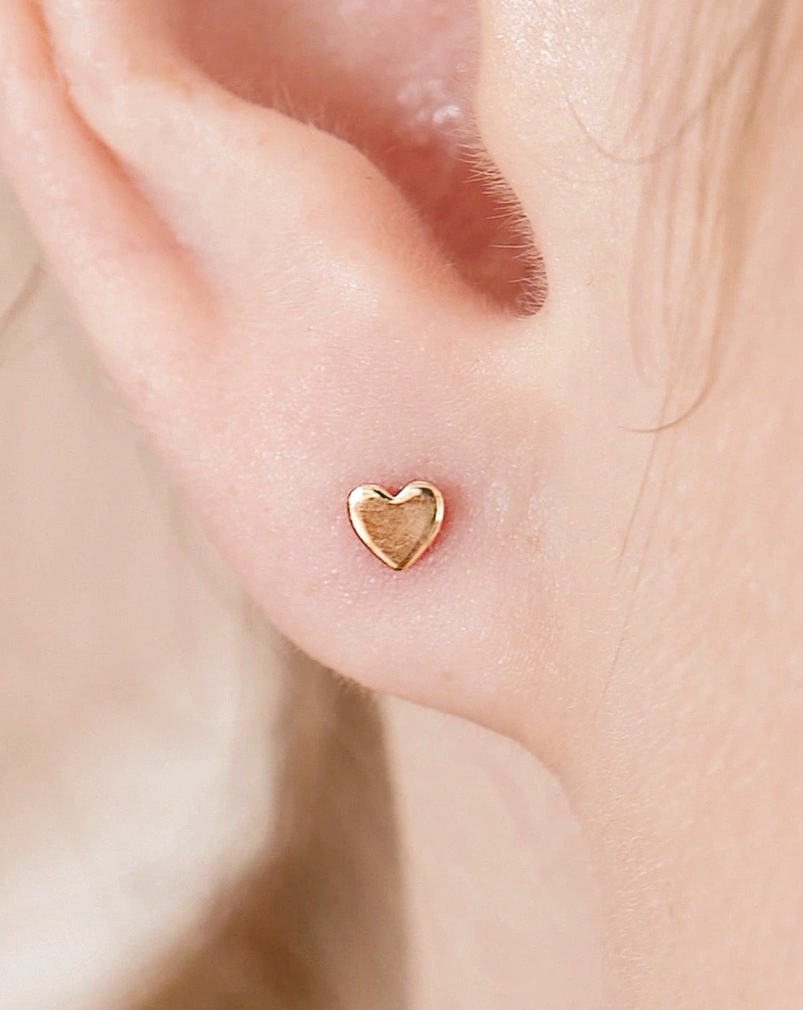 9kt Heart Stud Earring from Collective & Co Jewellery