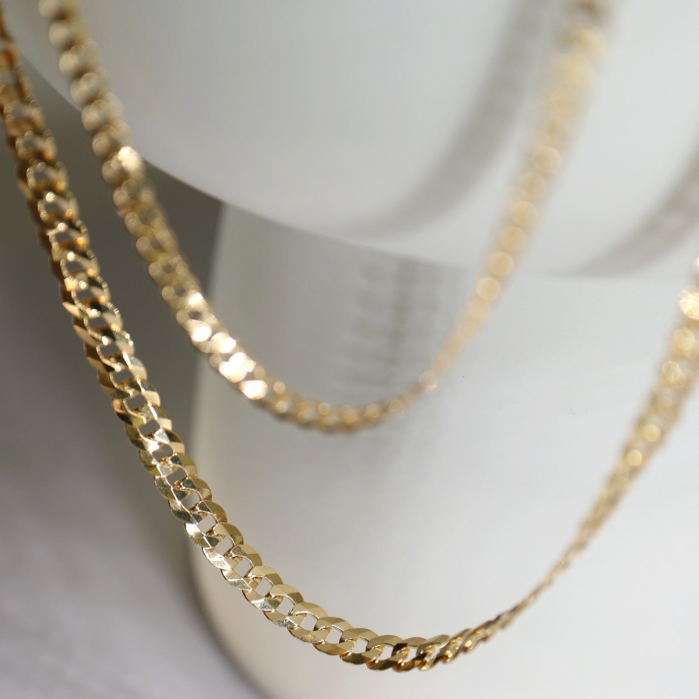 9kt gold Curb Chains from Collective & Co Jewellery