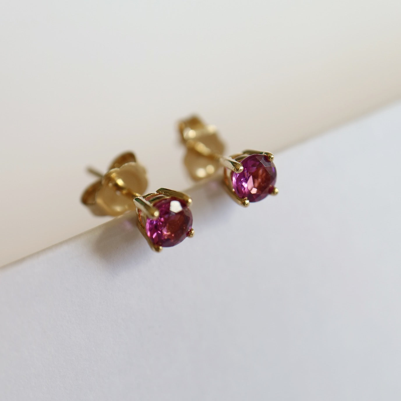 9ct grape garnet stud earrings