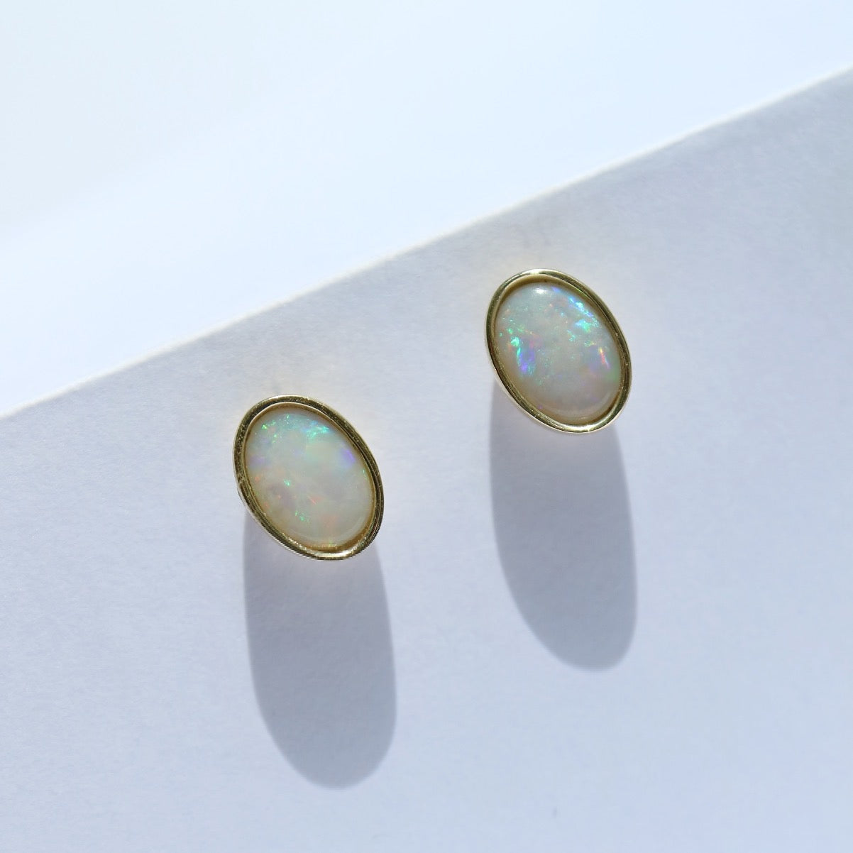 9ct gold Moonstone Stud Earrings