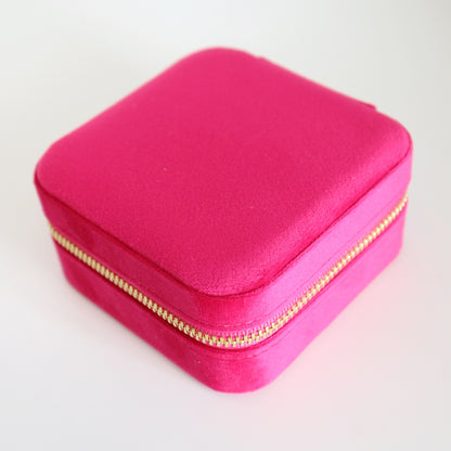 Velvet travel jewelry case