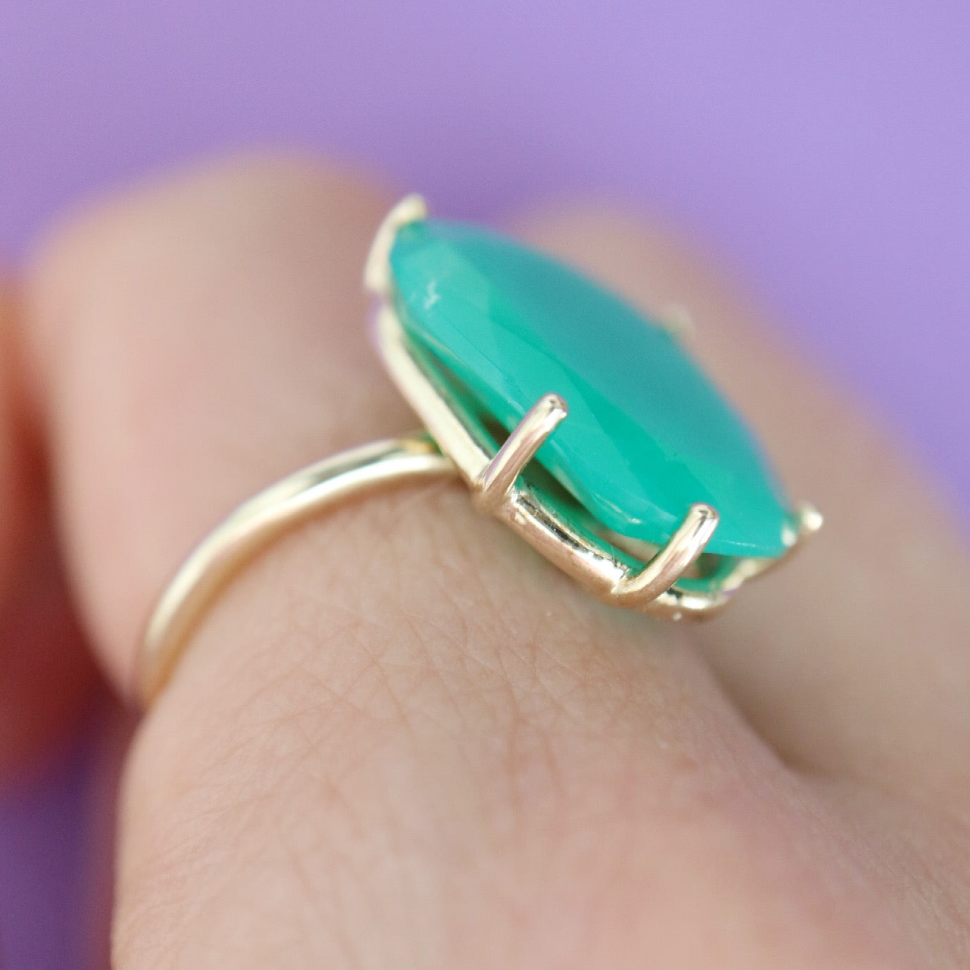 9kt gold Spiderweb Ring with Chrysoprase