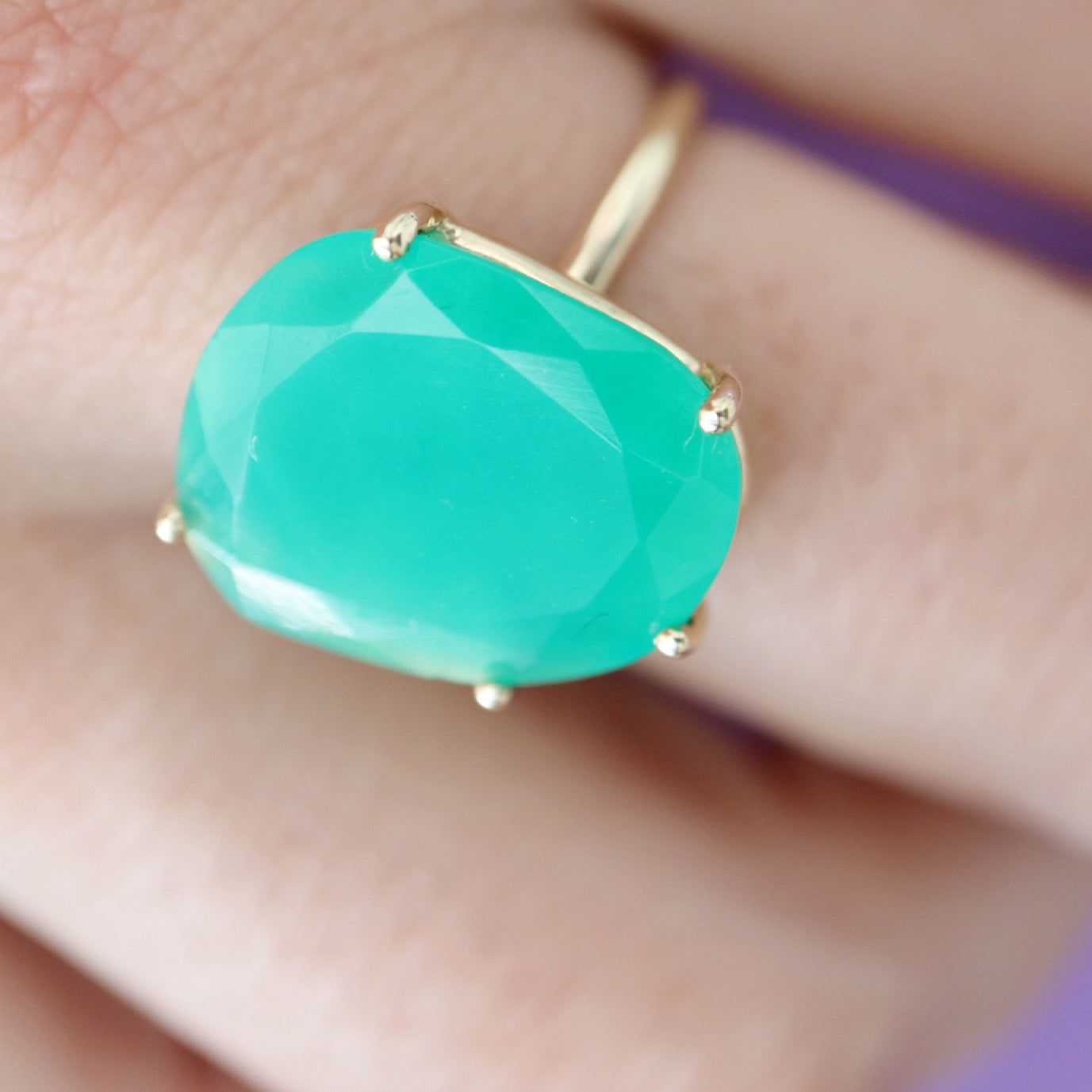 9kt gold Spiderweb Ring with Chrysoprase