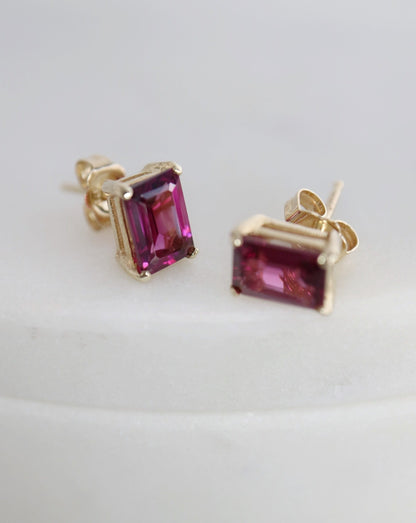 9ct gold Juicy Berry baguette stud earrings